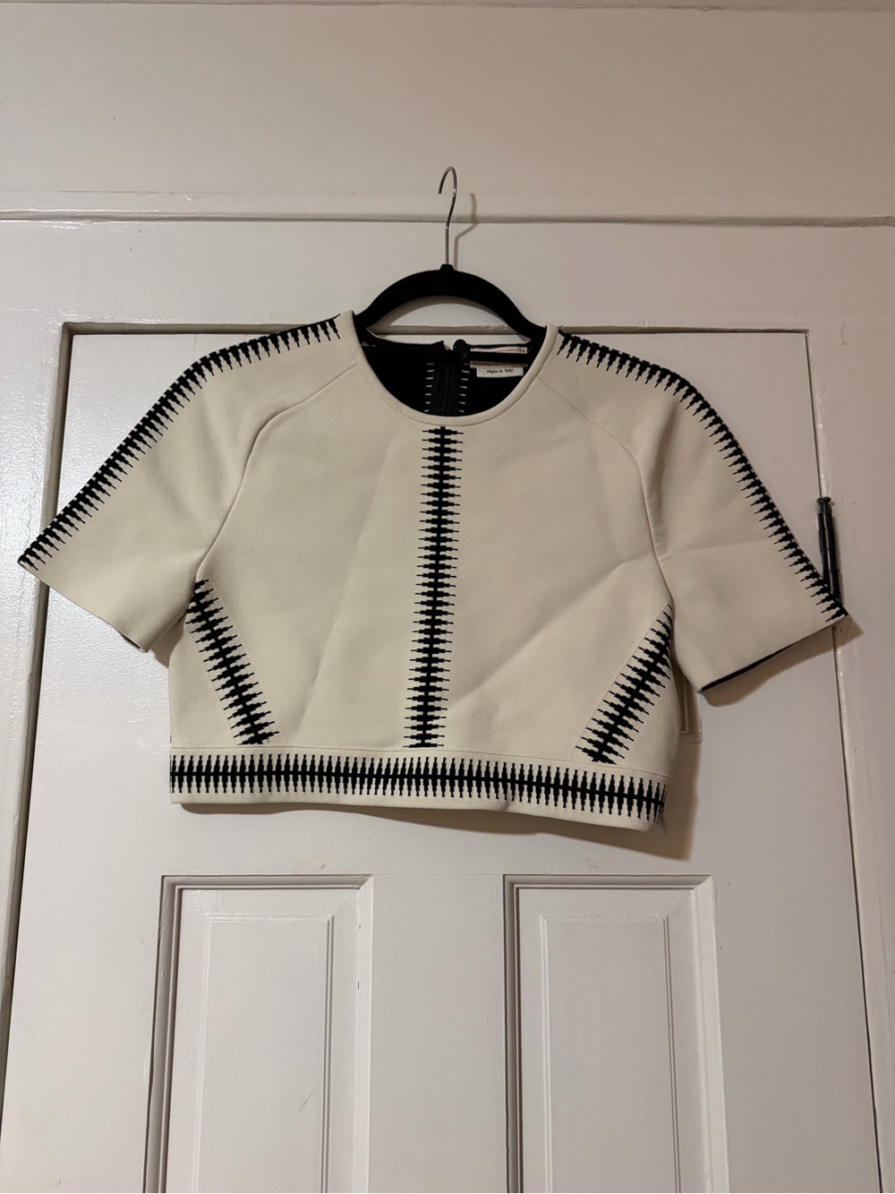 Alexander McQueen White Crop Top with Black Contrast Stitching